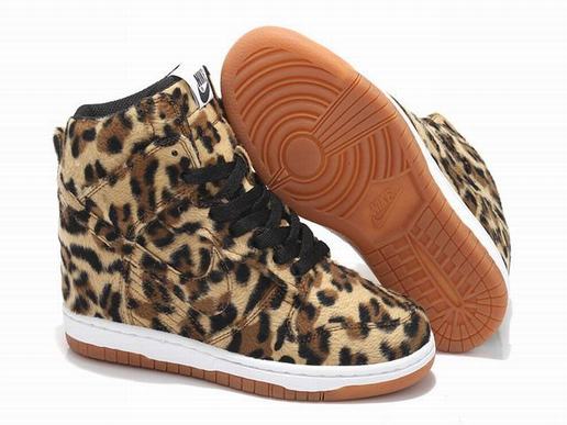 womens nike shoes with leopard print